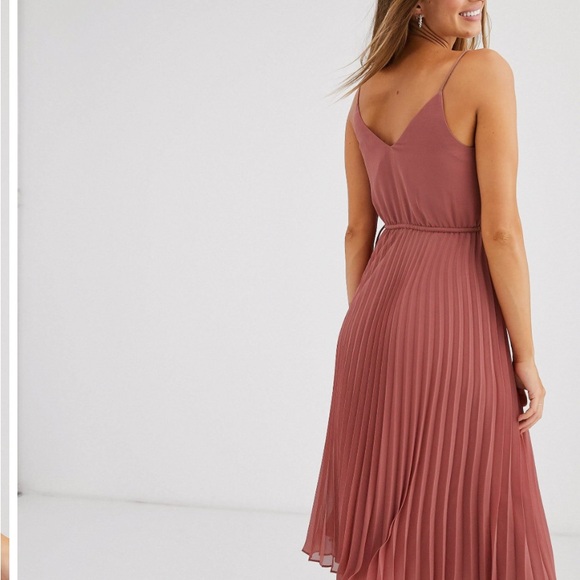 Pleated cami midi dress with drawstring waist in dark pink - Picture 3 of 8